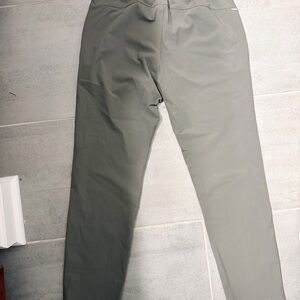 Vuori Women’s XS Olive Green Jogger Pants